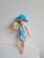 Jurk met gebreide hoed voor barbie sindy fleur excl pop, Ophalen of Verzenden, Gebruikt, Kleertjes