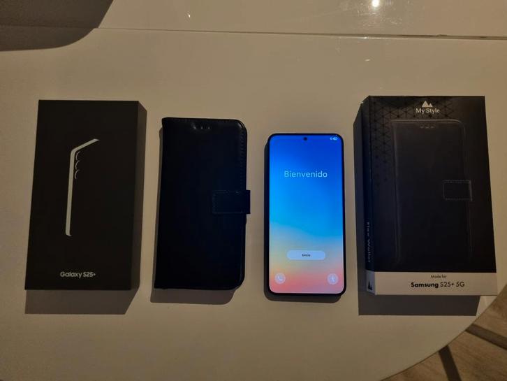 Samsung S25+ 256GB Zwart - Splinternieuw & Simlockvrij!, Telecommunicatie, Mobiele telefoons | Samsung, Nieuw, Galaxy Z Flip, 256 GB