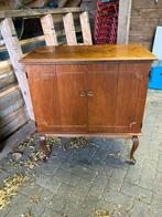 Antieke Kast met Sierlijke Poten en Messing Beslag, Antiek en Kunst, Ophalen