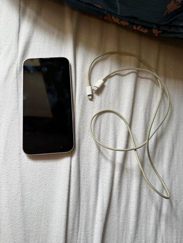 Iphone 14 plus paars beschikbaar voor biedingen