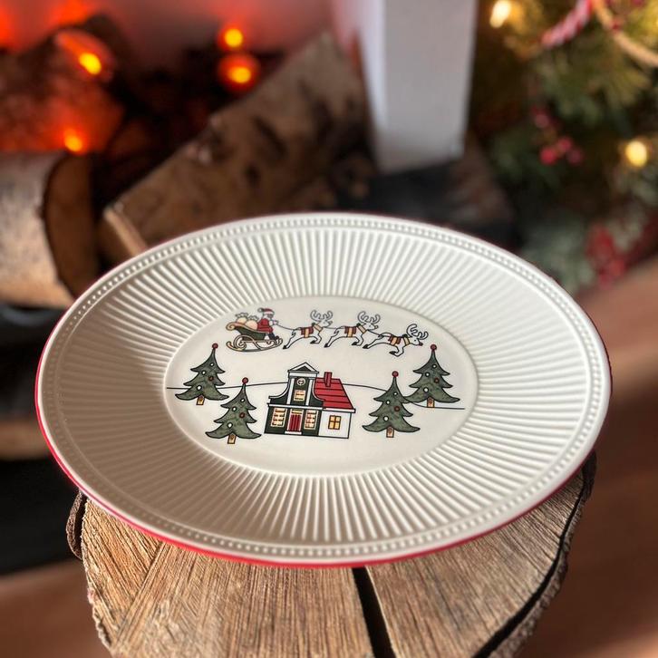 AH Wedgwood Windsor Christmas Zuurschaaltje, Huis en Inrichting, Keuken | Servies, Zo goed als nieuw, Schaal of Schalen, Wedgwood