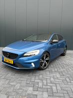 Volvo V40 R-Design 2.0 T4 190PK 2018 Bursting blue, Auto's, Voorwielaandrijving, 65 €/maand, Zwart, Handgeschakeld