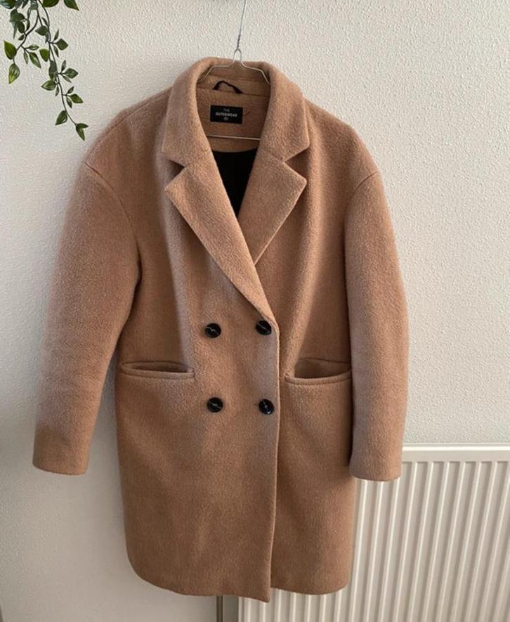 Beige dames jas, Kleding | Dames, Jassen | Winter, Gedragen, Maat 38/40 (M), Beige, Ophalen of Verzenden