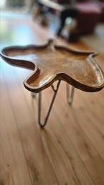 Boomstam bijzettafel., Huis en Inrichting, Ophalen, Rond, Hout, Minder dan 55 cm