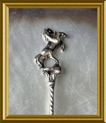 Zilveren lepeltje : paard beschikbaar voor biedingen