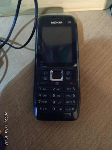 Nakia E51 Mobiele telefoon beschikbaar voor biedingen