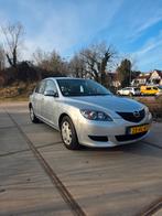 Mazda 3 1.6 Hatchback 2005 Grijs, Voorwielaandrijving, 1160 kg, Stof, 4 cilinders