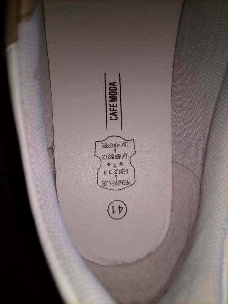 Café Moda shoes.  Maat 41., Kleding | Dames, Schoenen, Nieuw, Sneakers of Gympen, Beige, Ophalen of Verzenden