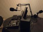 Radio/podcast studio, Ophalen
