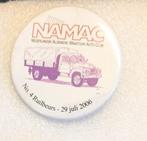 grote button NAMAC miniatuur auto ruilbeurs met vrachtauto, Ophalen of Verzenden, Overige onderwerpen, Speldje of Pin