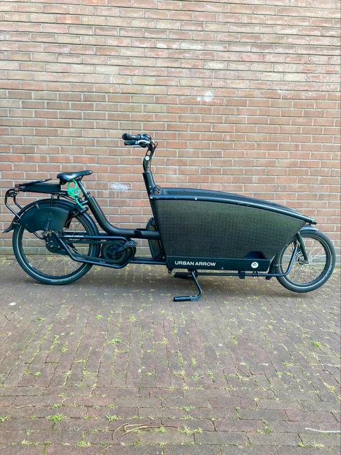 Urban Arrow Family electrische bakfiets met regenhuif etc, Fietsen en Brommers, Fietsen | Bakfietsen, Zo goed als nieuw, Overige merken