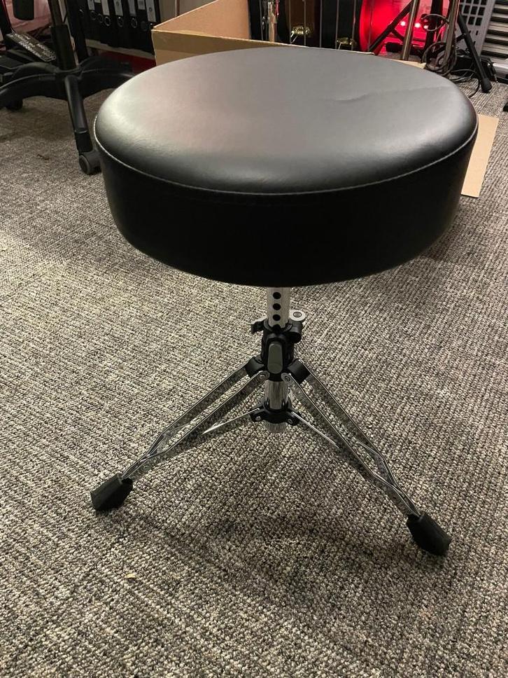 Konig & Meyer 14010 Piccolino drumkruk, Muziek en Instrumenten, Instrumenten | Toebehoren, Nieuw, Drums of Percussie, Ophalen of Verzenden