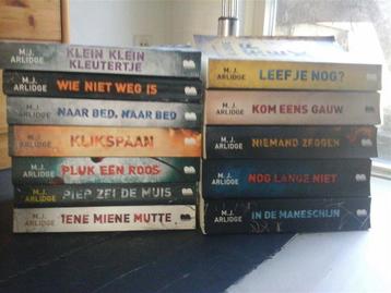 nt-m.j. arlidge-40 stuks-goede staat-losse verkoop beschikbaar voor biedingen