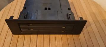 Porsche 996/986 CD Houder beschikbaar voor biedingen