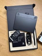 Wacom Intuos Tekentablet, Ophalen of Verzenden, Zo goed als nieuw, Bedraad, Wacom