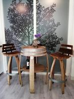 Wijnvat bar kruk met rugleuning, 1 kruk, Ophalen of Verzenden, Zo goed als nieuw, 60 tot 90 cm