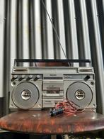 80's fm radio ghettoblaster met 12V, Audio, Tv en Foto, Radio's, Ophalen of Verzenden, Gebruikt, Radio