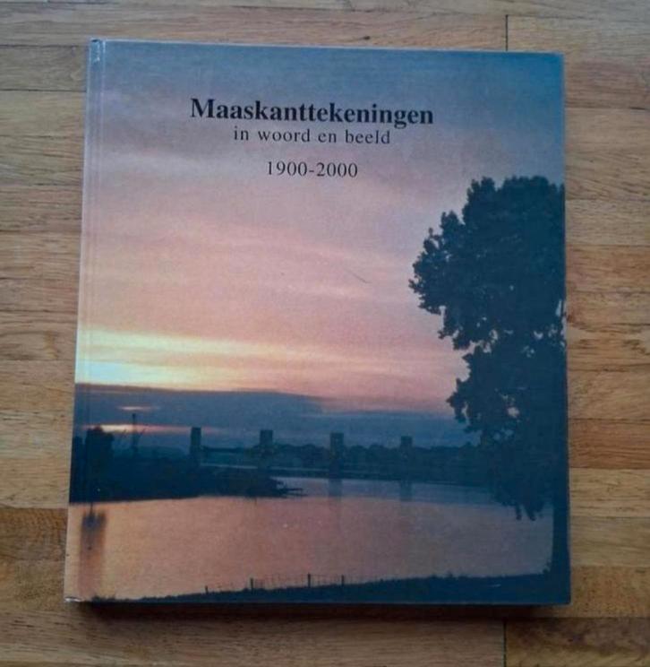 Maaskanttekeningen in woord en beeld 1900-2000
Fotoboek, Boeken, Geschiedenis | Stad en Regio, Zo goed als nieuw, Ophalen of Verzenden