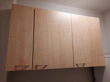 Keukenkastjes ( bovenkastjes) beschikbaar voor biedingen