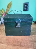 Donkergroen blikken trommeltje., Ophalen of Verzenden, Gebruikt, Overige