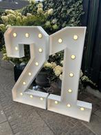 LICHTCIJFERS TE HUUR, Ophalen, Nieuw