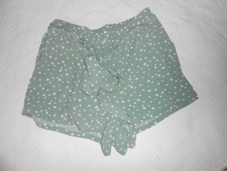 Korte broek maat M van Bien Bleu, Kleding | Dames, Broeken en Pantalons, Gedragen, Maat 38/40 (M), Groen, Kort, Ophalen of Verzenden