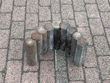 Palissadepaaltjes 8x25 cm bruin 775 stuks (62 m1)  beschikbaar voor biedingen