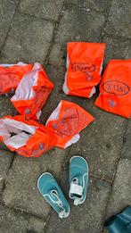 Zwembandjes en waterschoenen 26/27, Kinderen en Baby's, Kinderkleding | Kinder-zwemkleding, Ophalen, Gebruikt, Jongen of Meisje