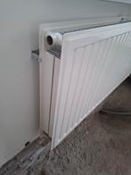 Radiator - 80x60 & 200x30 - Inclusief ophanging, Doe-het-zelf en Verbouw, Verwarming en Radiatoren, Ophalen, 30 tot 80 cm, Gebruikt