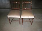 2 antieke " bobbin stoelen' met flewelen bekleding, Huis en Inrichting, Niet ingevuld, Gebruikt, Niet ingevuld, Niet ingevuld