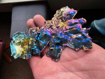 Zeer groot  Bismuth kristal   beschikbaar voor biedingen