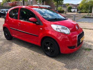 Citroën C1 1.0 5-DRS 2010 Rood nw. Apk beschikbaar voor biedingen