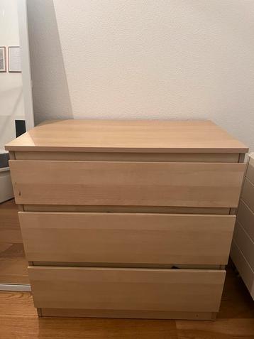 Ikea ladenkast beschikbaar voor biedingen