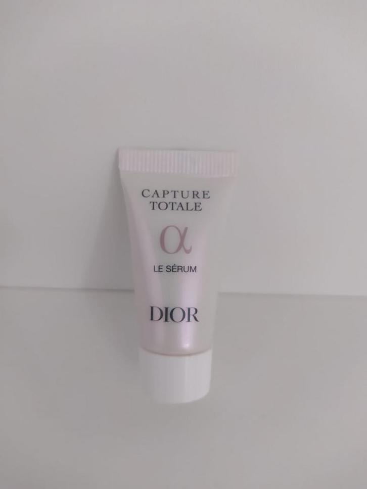 Nieuw Di.or Capture Le Serum 5 ml, Sieraden, Tassen en Uiterlijk, Uiterlijk | Gezichtsverzorging, Nieuw, Gehele gezicht, Ophalen of Verzenden