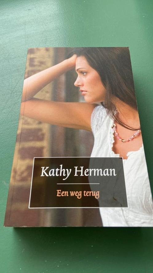 Kathy Herman - Een weg terug, Boeken, Romans, Zo goed als nieuw, Nederland, Ophalen of Verzenden