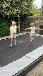 Grote trampoline 12 Springs Akrobat 431x255 cm, Ophalen, Zo goed als nieuw