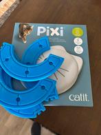 Pixi smart feeder