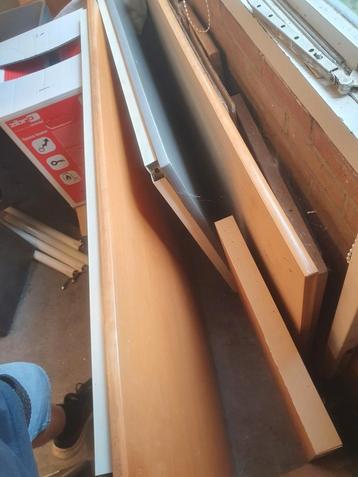 Verschillende tafels voor schuur of werkplaats