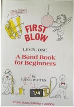First blow ( level one ) parts & score, beginner/youth band, Muziek en Instrumenten, Nieuw, Les of Cursus, Ophalen of Verzenden