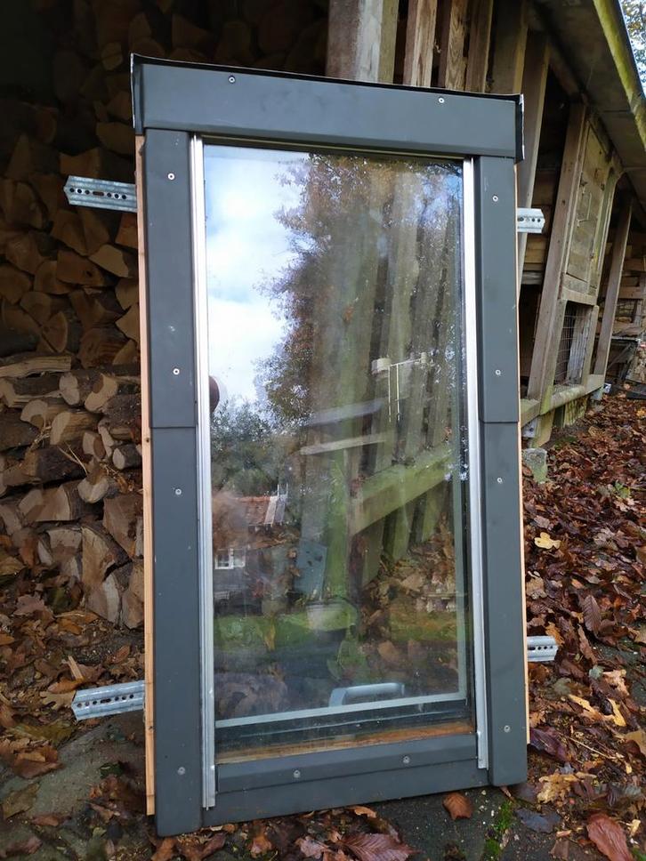 velux dakraam, Doe-het-zelf en Verbouw, Glas en Ramen, Gebruikt, Dakraam, 80 tot 120 cm, Minder dan 80 cm, Dubbelglas, Ophalen