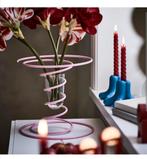 Roze Vaas met Spiraal Design (NEW IN BOX), Ophalen, Kunststof, Nieuw, Minder dan 50 cm