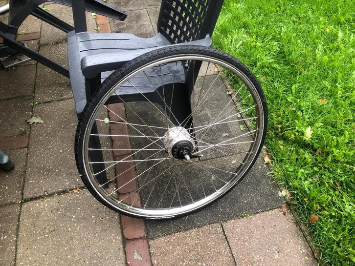 achterwiel 28 inch 7 NEXUS versnellingen rollerbrakes, Fietsen en Brommers, Fietsonderdelen, Gebruikt, Algemeen, Wiel, Ophalen of Verzenden