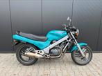 Honda NTV 650 1994 - nette staat, leuke beginners motor!, Motoren, Motoren | Honda, Cardan-aandrijving, 2 cilinders, Motorrijbewijs A