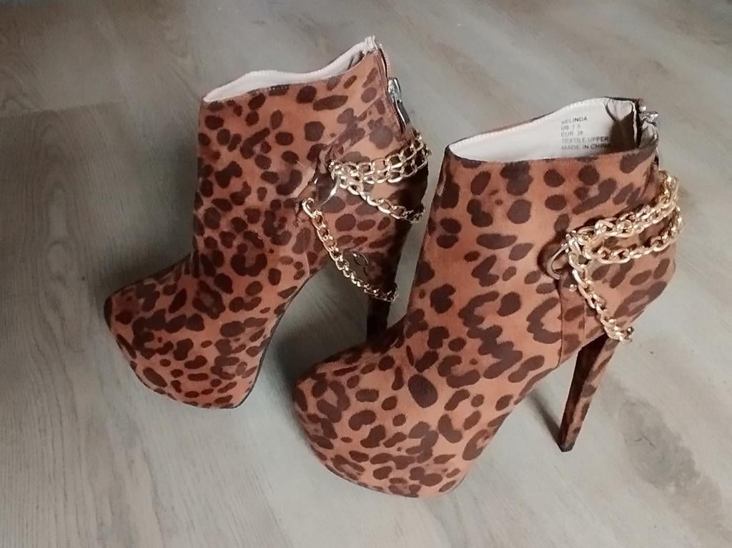 Dames schoenen hoge hakken panterprint, Ophalen of Verzenden, Nieuw, Bruin