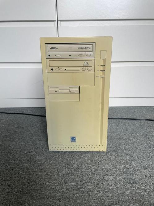 Pentium 3 500 MHZ Computer Windows98, Computers en Software, Vintage Computers, Ophalen of Verzenden