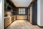 Moderne houtlook keuken met industriële uitstraling, Ophalen, U-keuken, Nieuw, Overige kleuren