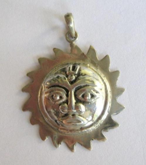 Surya . Daar komt de zon! Sterling zilveren hanger (050), Sieraden, Tassen en Uiterlijk, Kettinghangers, Nieuw, Zilver, Zilver
