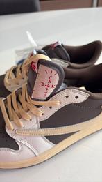 Sneakers travis scott reversed mocha maat 44 nieuw, Ophalen of Verzenden, Zo goed als nieuw, Schoenen