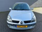 Renault Clio 1.4-16V Privilège*Automaat*Airco*Cruise*Trekha, Auto's, Renault, Origineel Nederlands, Te koop, 98 pk, Zilver of Grijs