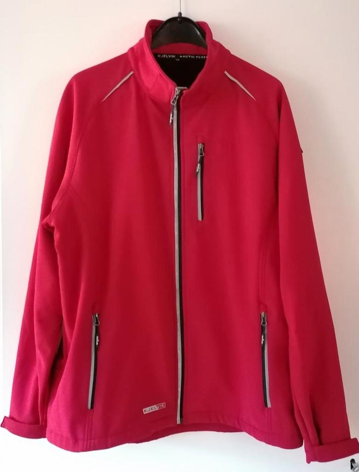 Prachtige kjelvik gevoerde softshell jas mt 2xl(valt 46/48), Kleding | Dames, Jassen | Winter, Zo goed als nieuw, Maat 46/48 (XL) of groter